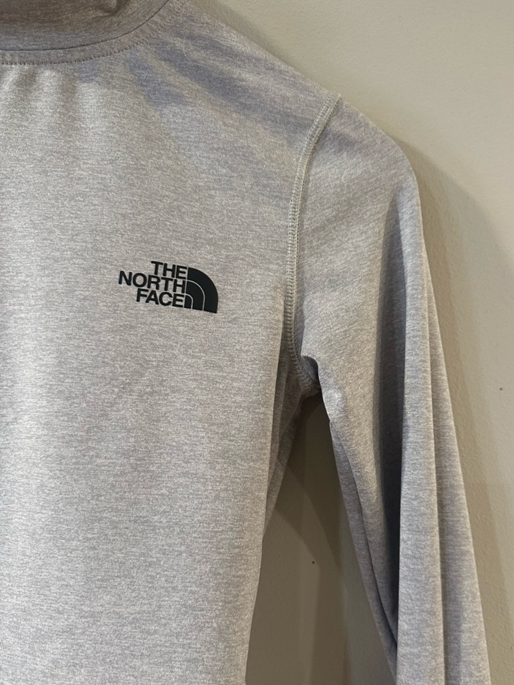 The North Face Gray Crop Mock Neck Longsleeve with Logo Tape - Picture 4 of 5